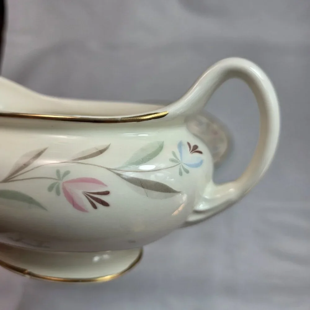 Homer Laughlin Nantucket Gravy Boat with Underplate Pink & Blue Flowers